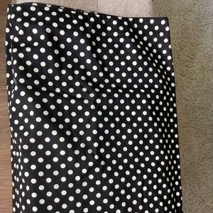 White House Black Market polka dot pencil skirt size 2